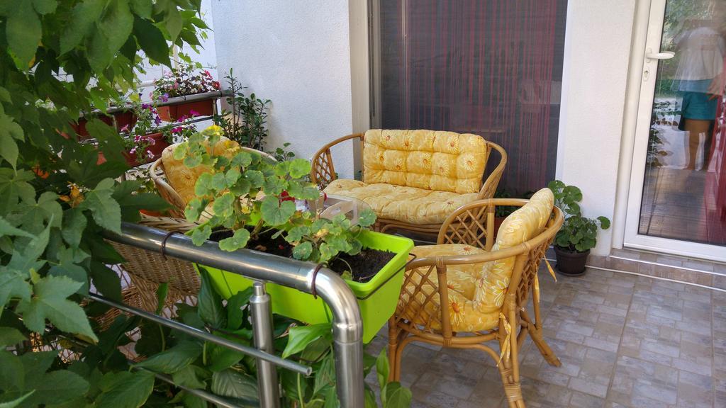 Apartment Djokic Сутоморе Экстерьер фото