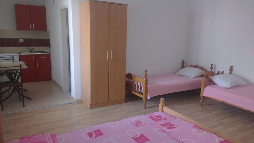 Apartment Djokic Сутоморе Экстерьер фото
