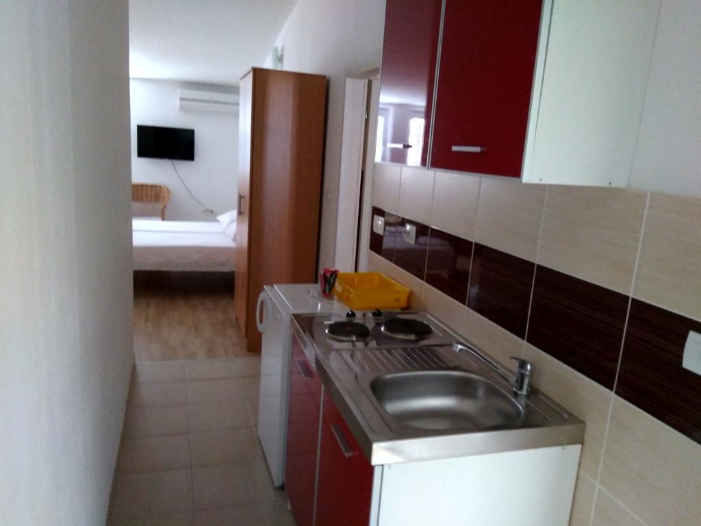 Apartment Djokic Сутоморе Экстерьер фото